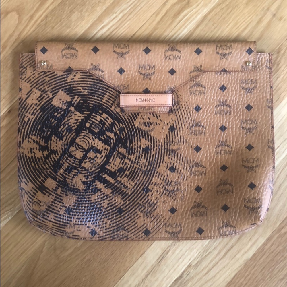 MCM SoHo Pouch